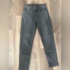 American Eagle Mom Jeans, size 2